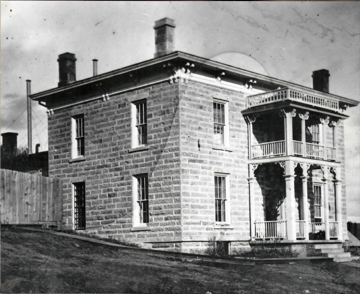 Elkader Jailhouse Inn Bagian luar foto